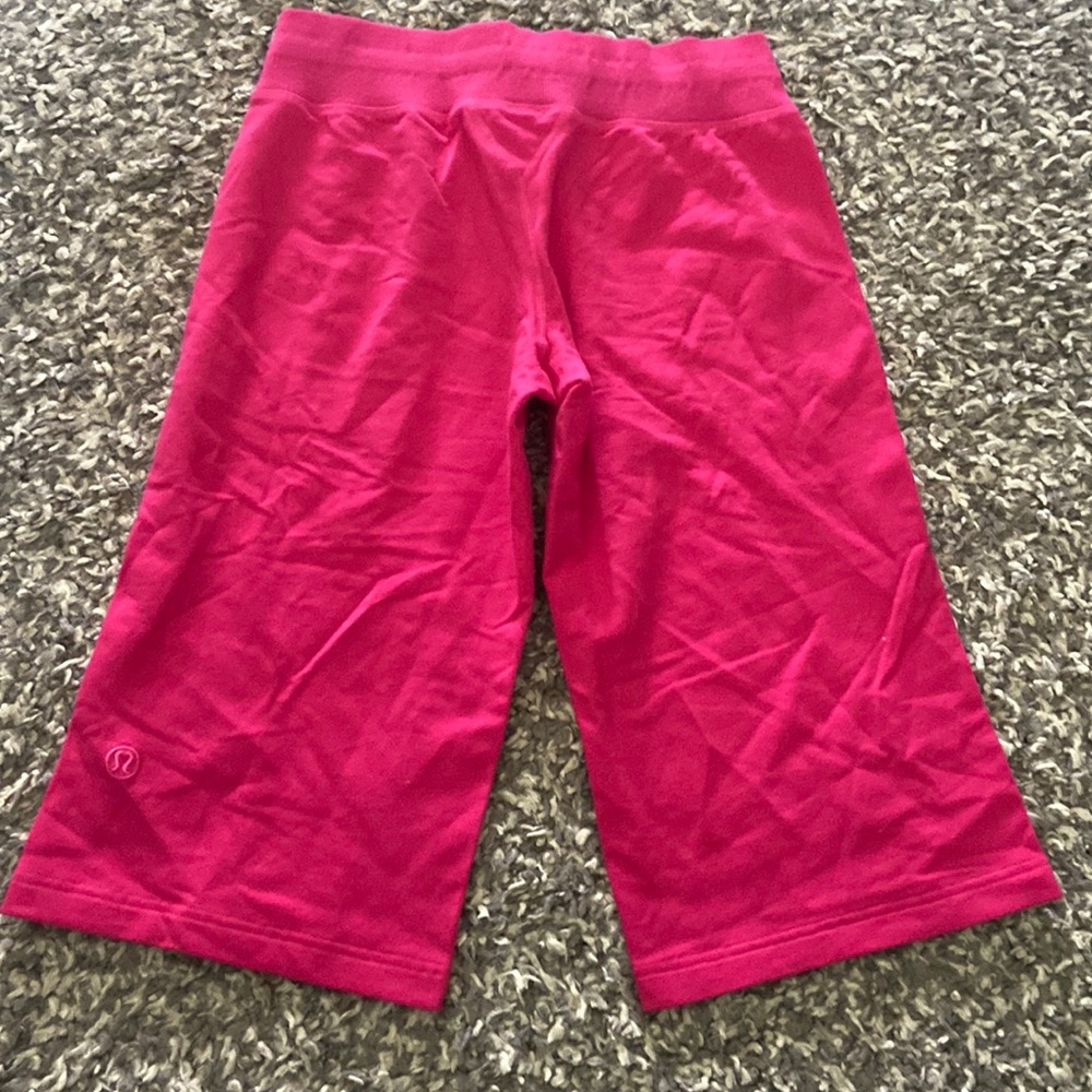 Lululemon Sweat Crop Pants